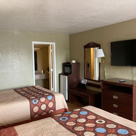 Super 8 By Wyndham Little Rock/North/Airport Hotell North Little Rock Exteriör bild