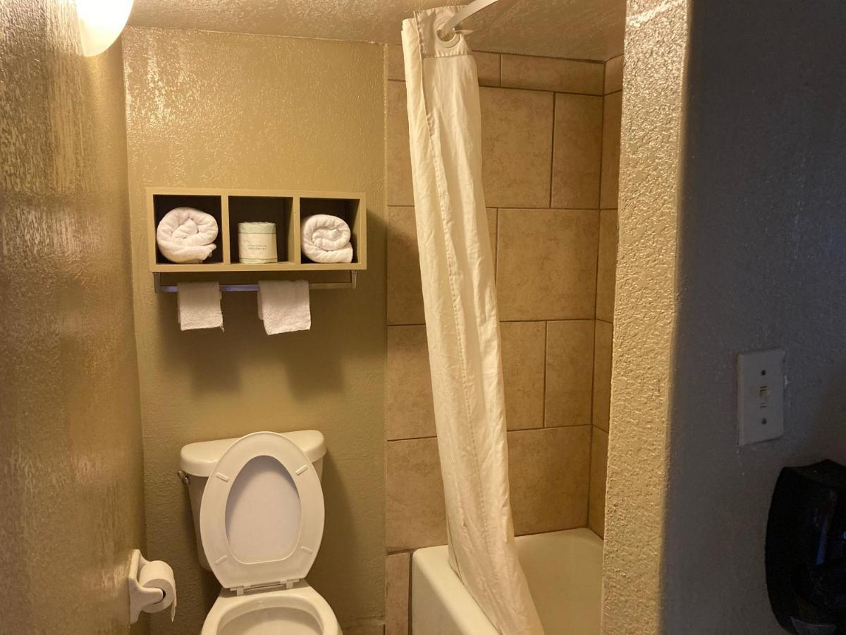 Super 8 By Wyndham Little Rock/North/Airport Hotell North Little Rock Exteriör bild