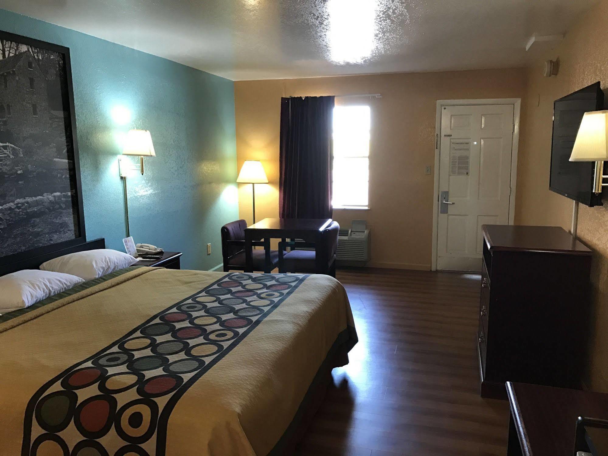 Super 8 By Wyndham Little Rock/North/Airport Hotell North Little Rock Exteriör bild